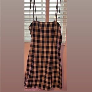 Cute Plaid Dress w/ Split & Tied Straps